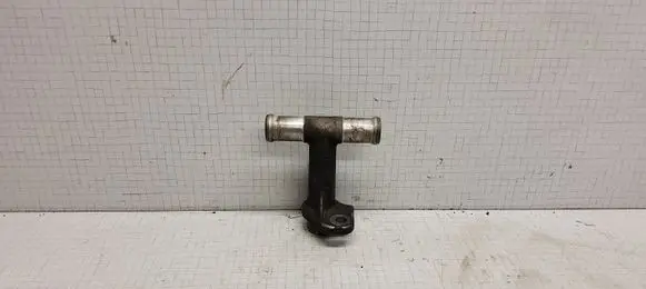 Volkswagen II LT Engine coolant pipe/hose 074121145B