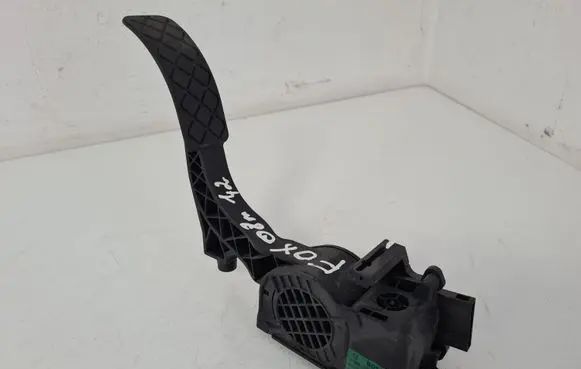 Volkswagen Fox Accelerator throttle pedal 6Q1721503F