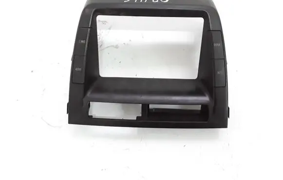 Toyota Prius (XW20) Radio/GPS head unit trim NOCODE