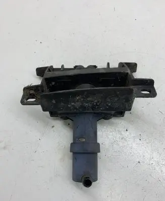 Volkswagen Touareg I Headlight washer spray nozzle 7L6955978