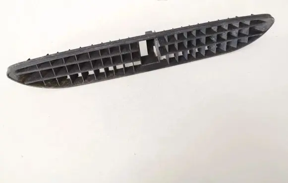 Audi A6 S6 C5 4B Dash center air vent grill 4b0819635