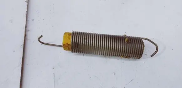 Mercedes-Benz CLS C219 Tailgate/trunk/boot tension spring 