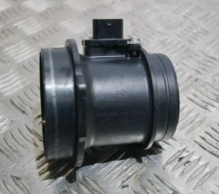 Audi A4 S4 B8 8K Mass air flow meter 059906461N 420133471