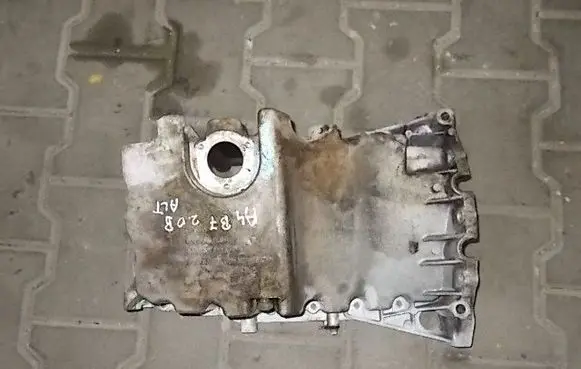 Audi A4 S4 B7 8E 8H Oil sump 06B103603AH