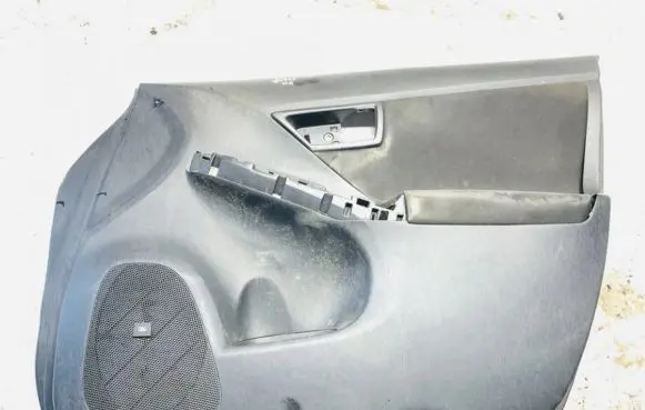 Toyota Prius (XW30) Front door card panel trim 67777