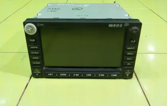 Honda Civic III Radio/CD/DVD/GPS head unit 39541SWAE020M1