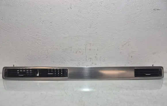 Volvo V70 Dash center air vent grill 30676292