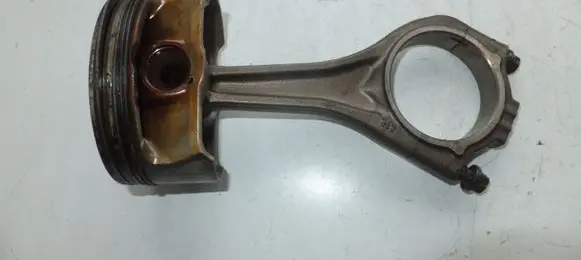 BMW X5 E70 Piston with connecting rod 7544525