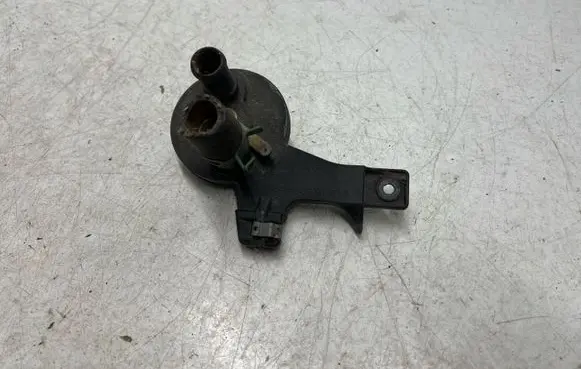 Volkswagen Transporter - Caravelle T4 Coolant heater control valve 701819809B