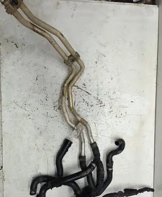 Volkswagen Transporter - Caravelle T5 Engine coolant pipe/hose 7E0121058F KA4125895H