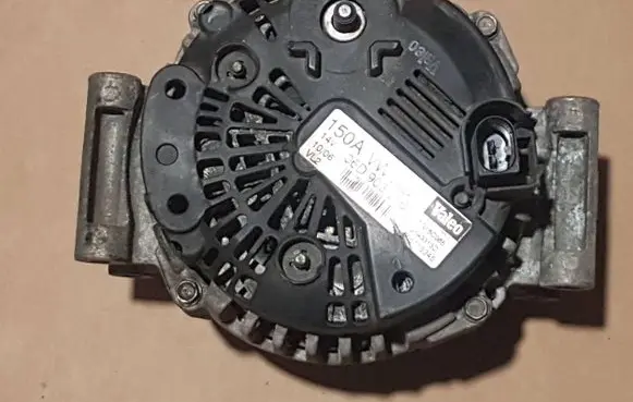 Audi A4 S4 B7 8E 8H Generator/alternator 06D903016 606015345 2543313D