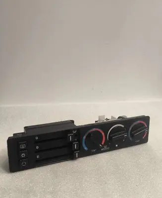 BMW 5 E34 Climate control unit 8351110