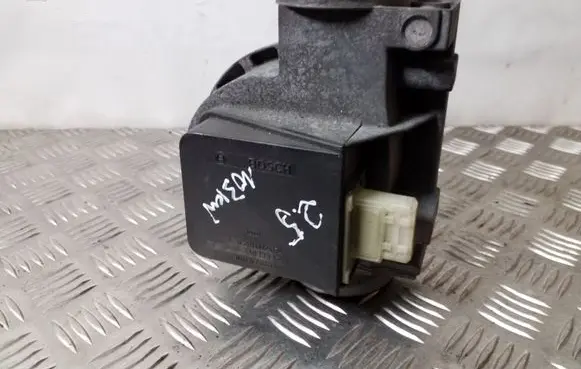 Audi A6 S6 C4 4A Mass air flow meter 0281002074 4A0133471