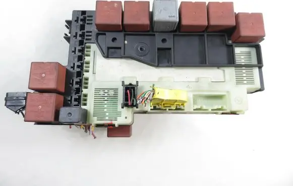 Renault Clio II BSM Control unit P8200031555