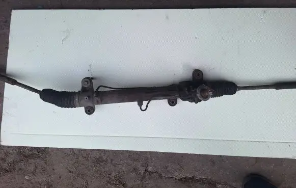 Toyota Avensis T250 Steering rack 2891501172