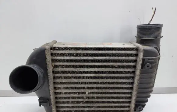 Audi A6 S6 C6 4F Intercooler radiator 4F0145805AA 4F0145805