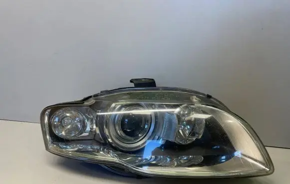 Audi A4 S4 B7 8E 8H Headlight/headlamp 8E0941004BM