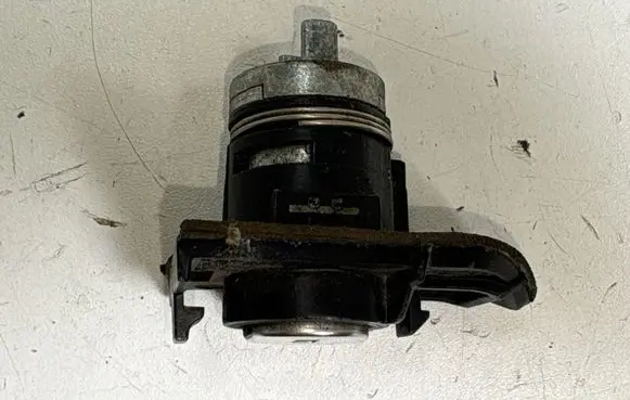 Ford Mustang VI Front door lock (next to the handle) DS7AF21991