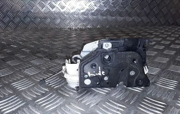 Seat Altea Front door lock