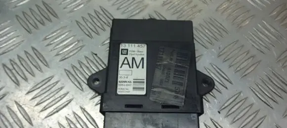 Opel Vectra C Door control unit/module 13111457AM