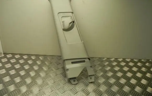 Toyota Auris 150 (B) pillar trim (top) 6242042070 Baldai3002
