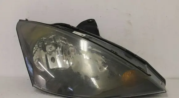 Ford Focus Headlight/headlamp