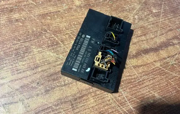 Skoda Octavia Mk2 (1Z) Comfort/convenience module 1K0959433AK 00030000 S0401H030