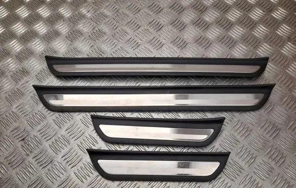 KIA Ceed Other sill/pillar trim element 85884J7000