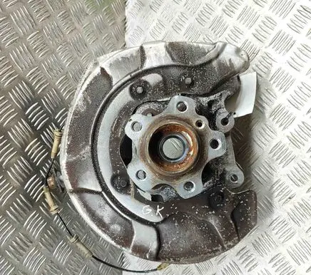 BMW 5 G30 G31 Rear wheel hub 6866334 6861138