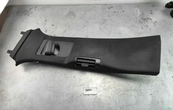 Volvo XC60 (B) pillar trim (top) 32132588 31426883 32314854