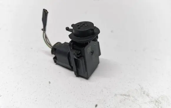 BMW X1 F48 F49 AUC sensor 74578910 6833650 31N12108741