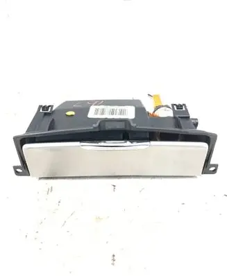 Ford Mondeo MK IV Ashtray (front) 6M21904788 BS71A04788 8M21A04788