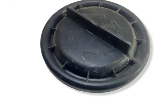 Mercedes-Benz ML W164 Headlight/headlamp dust cover 14735400