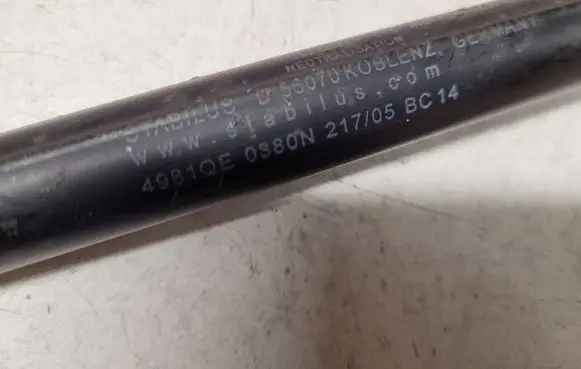 Volvo XC90 Tailgate/trunk strut/damper 30634580
