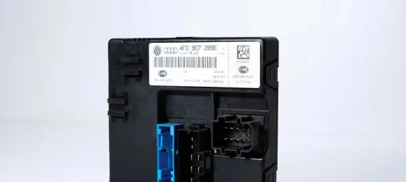 Audi A6 S6 C6 4F Comfort/convenience module 4F0907289E