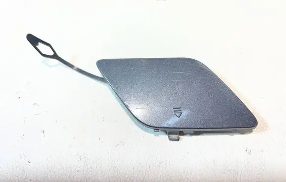 Mercedes-Benz C W204 Front tow hook cap/cover A2048850426