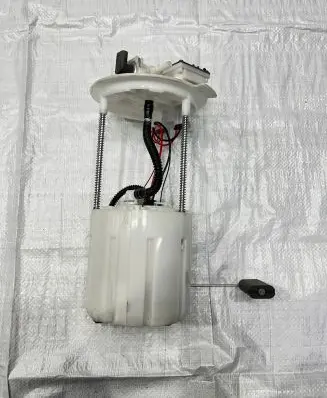 Hyundai Santa Fe In-tank fuel pump 31110CL800
