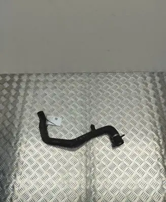 Volkswagen Touareg II Engine coolant pipe/hose 7P6122101