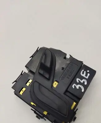 Mercedes-Benz E W212 Seat control switch A2048701958