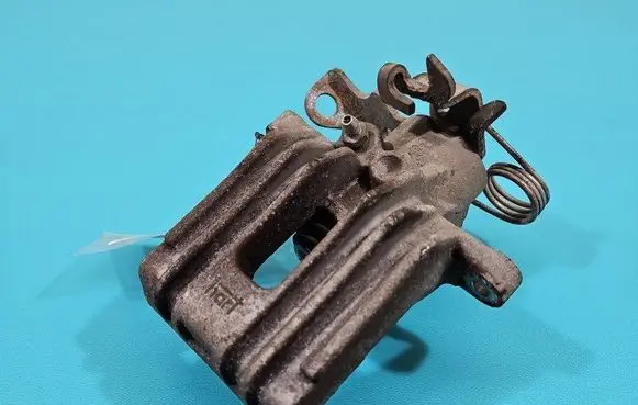 Skoda Superb B5 (3U) Rear brake caliper IMPRK1458919