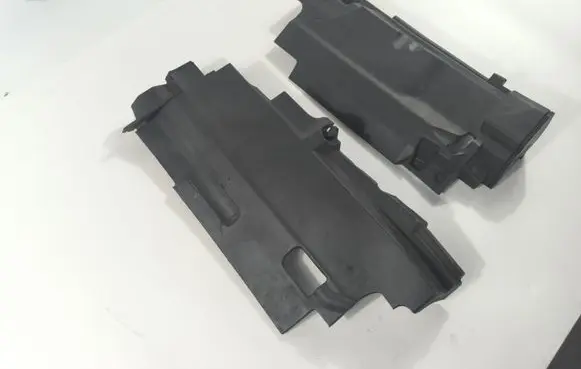 Land Rover Discovery 5 Other cylinder head part DX2312025AE DX2312025BD