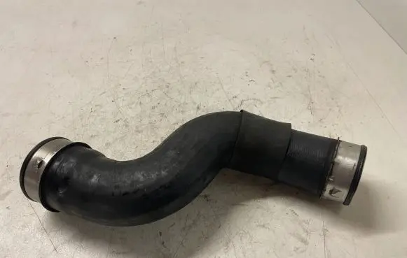 Mercedes-Benz E W211 Intercooler hose/pipe A2115282882