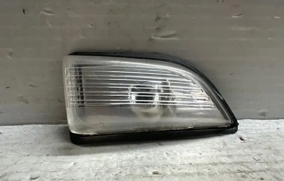 Volvo XC60 Mirror indicator light 263030