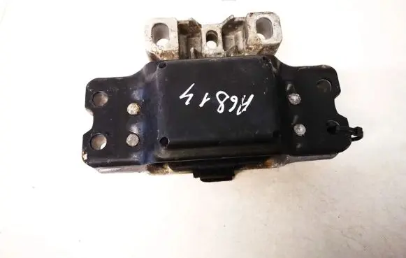 Audi A3 S3 8P Engine mount bracket 1k0199555