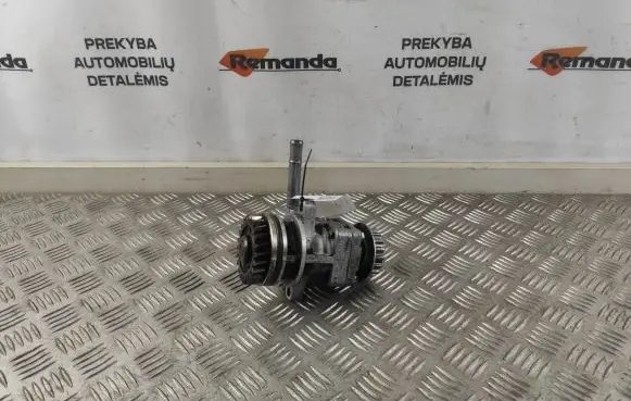 Volkswagen Transporter - Caravelle T5 Power steering pump 7H0422196
