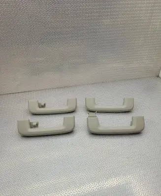 Volvo V40 A set of handles for the ceiling 31305679 39834465 39834464