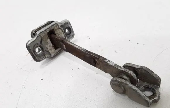 Opel Zafira A Rear door check strap stopper
