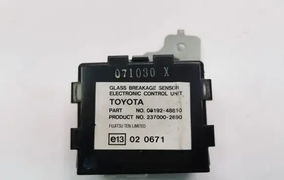 Toyota RAV 4 (XA30) Alarm control unit/module 0819248810 2370002690
