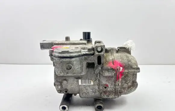Toyota Auris E180 Air conditioning (A/C) compressor (pump) ES14C 0422001350 2B10515
