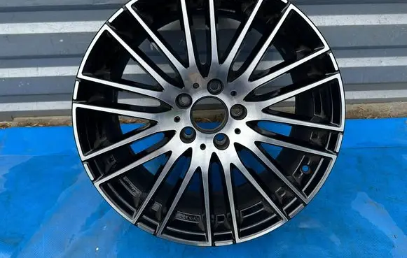 Mercedes-Benz C W206 R18 alloy rim A2064014900